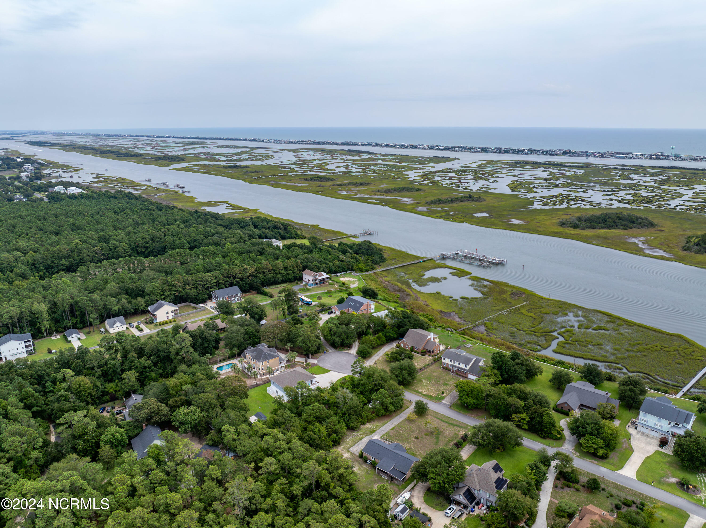 Property Photo:  109 Inlet Court  NC 28443 