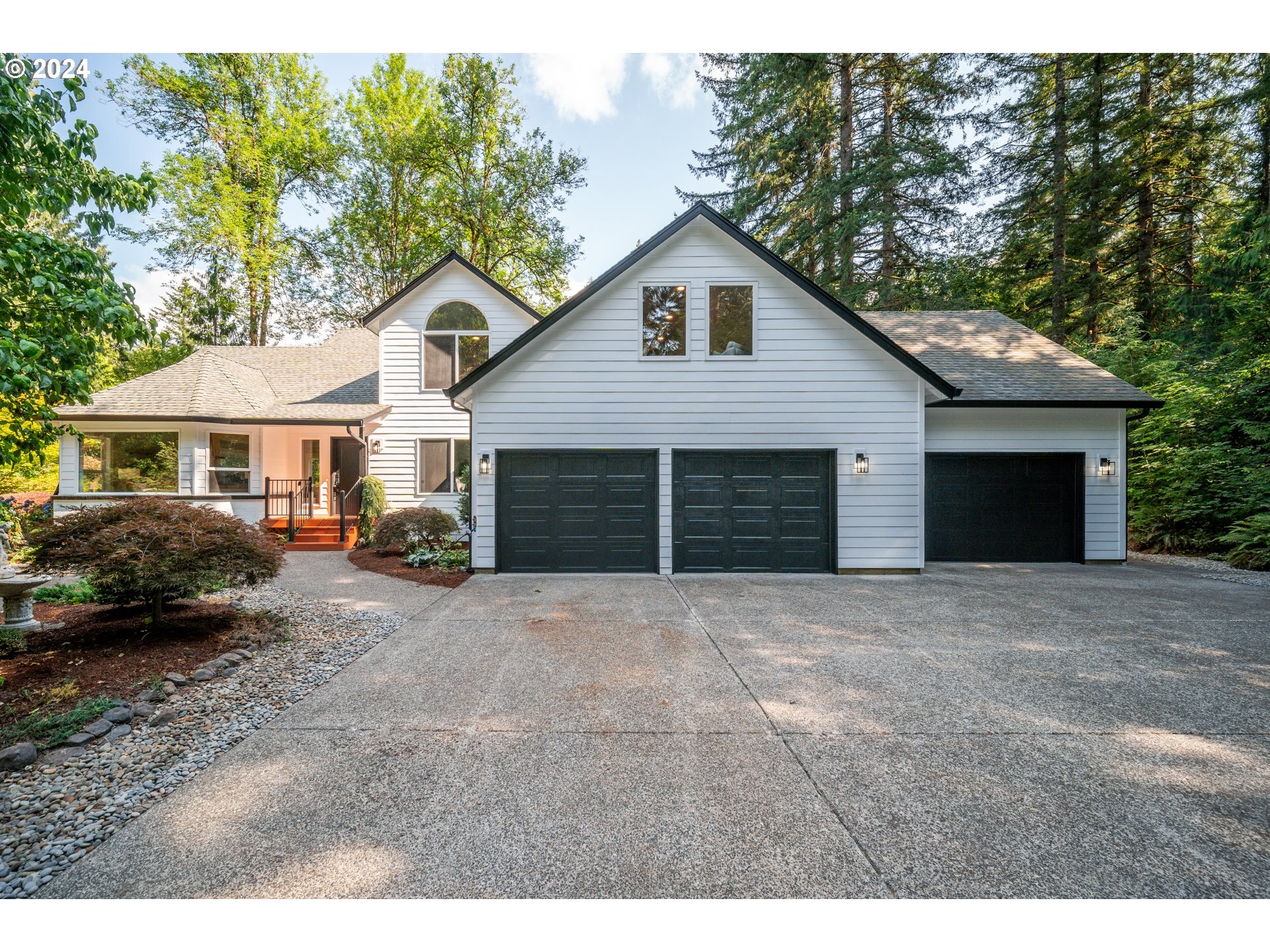 Property Photo: 22901 NE 209th St WA 98604