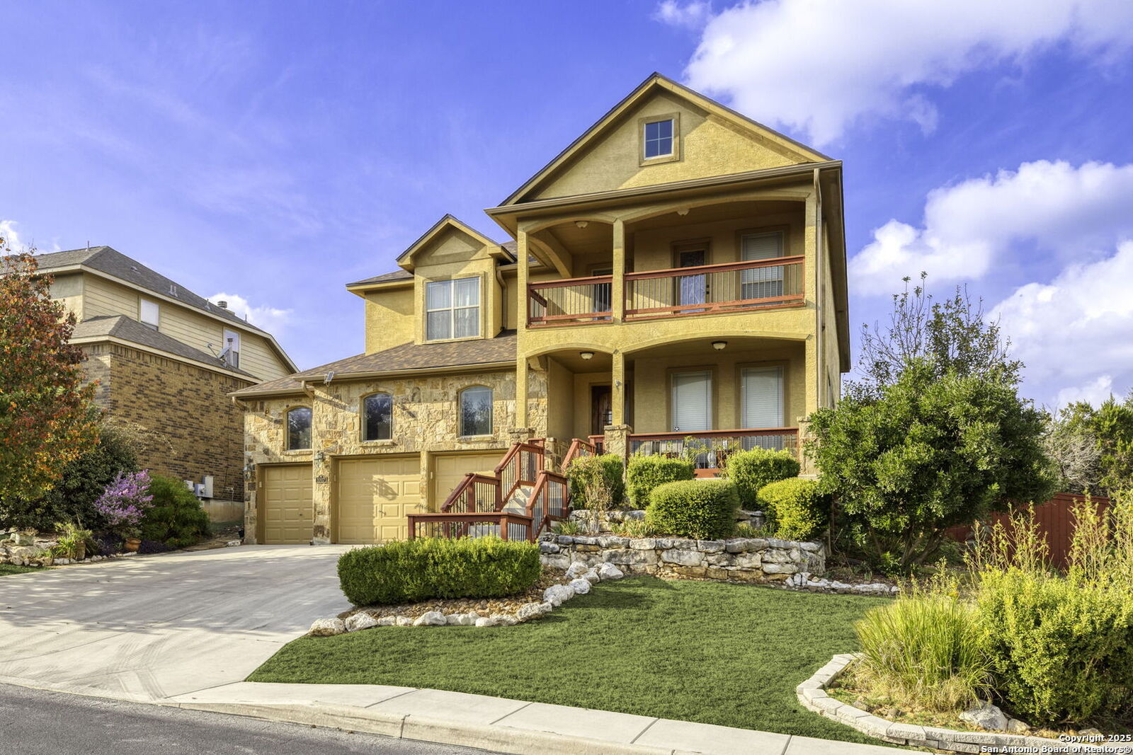 Property Photo:  1007 Boulder Cyn  TX 78260 