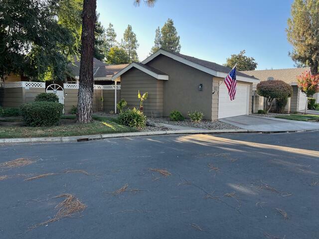 1827 S Cain Court  Visalia CA 93292 photo