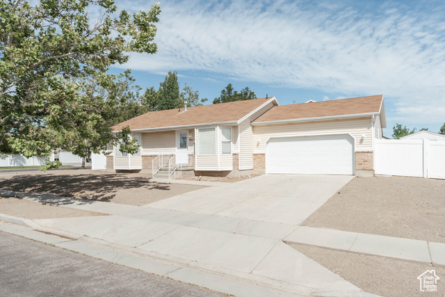 Property Photo:  5330 W Ridge Hollow Way  UT 84118 