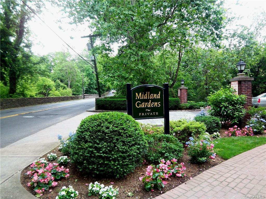 9 Midland Gardens 4D  Bronxville NY 10708 photo