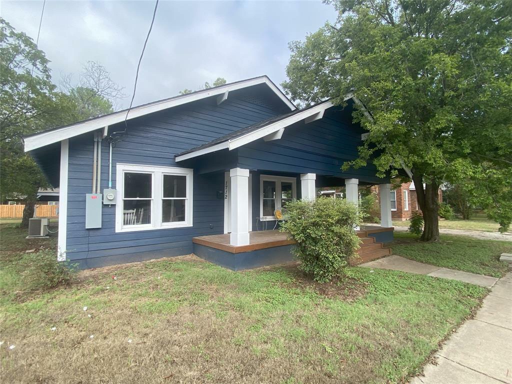 Property Photo:  1712 Austin Avenue  TX 76801 