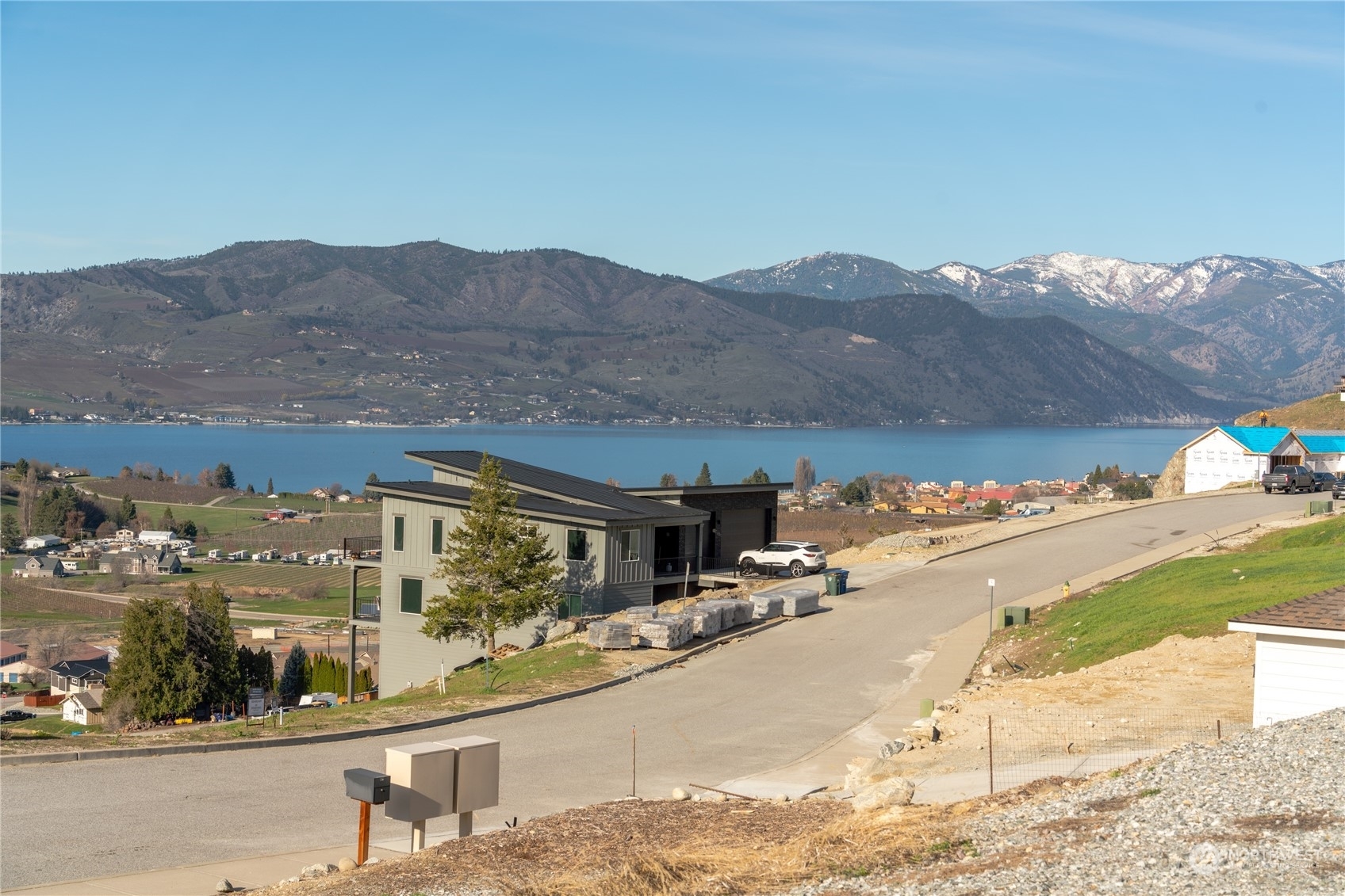 105 Hillcrest Lane  Chelan WA 98816 photo