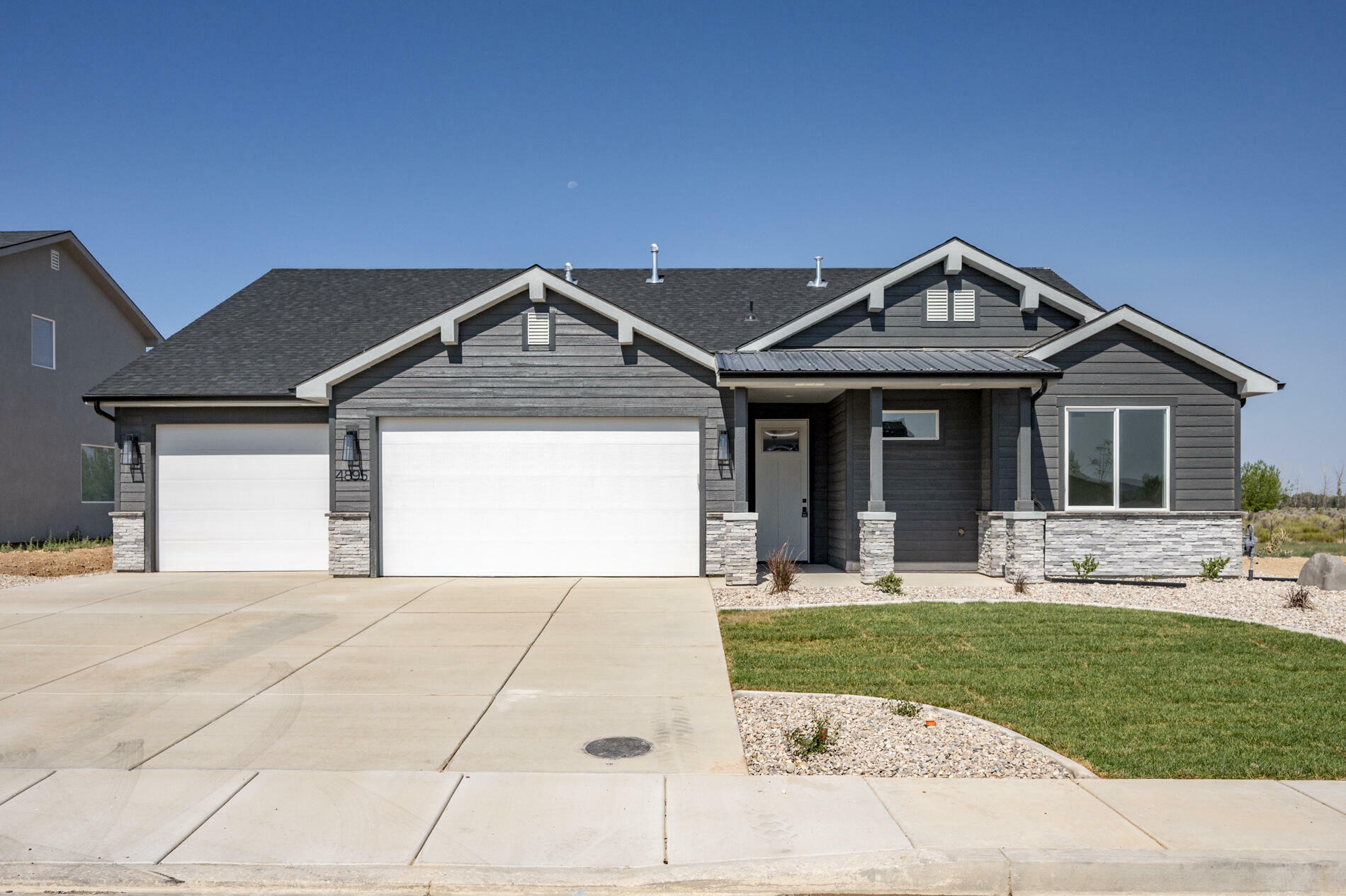 Property Photo: 4895 N 10 E UT 84721