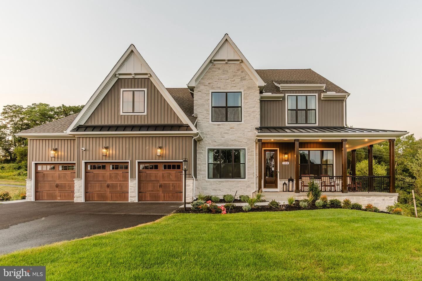 Property Photo:  1100 Bluegrass Road Nottingham  PA 17601 