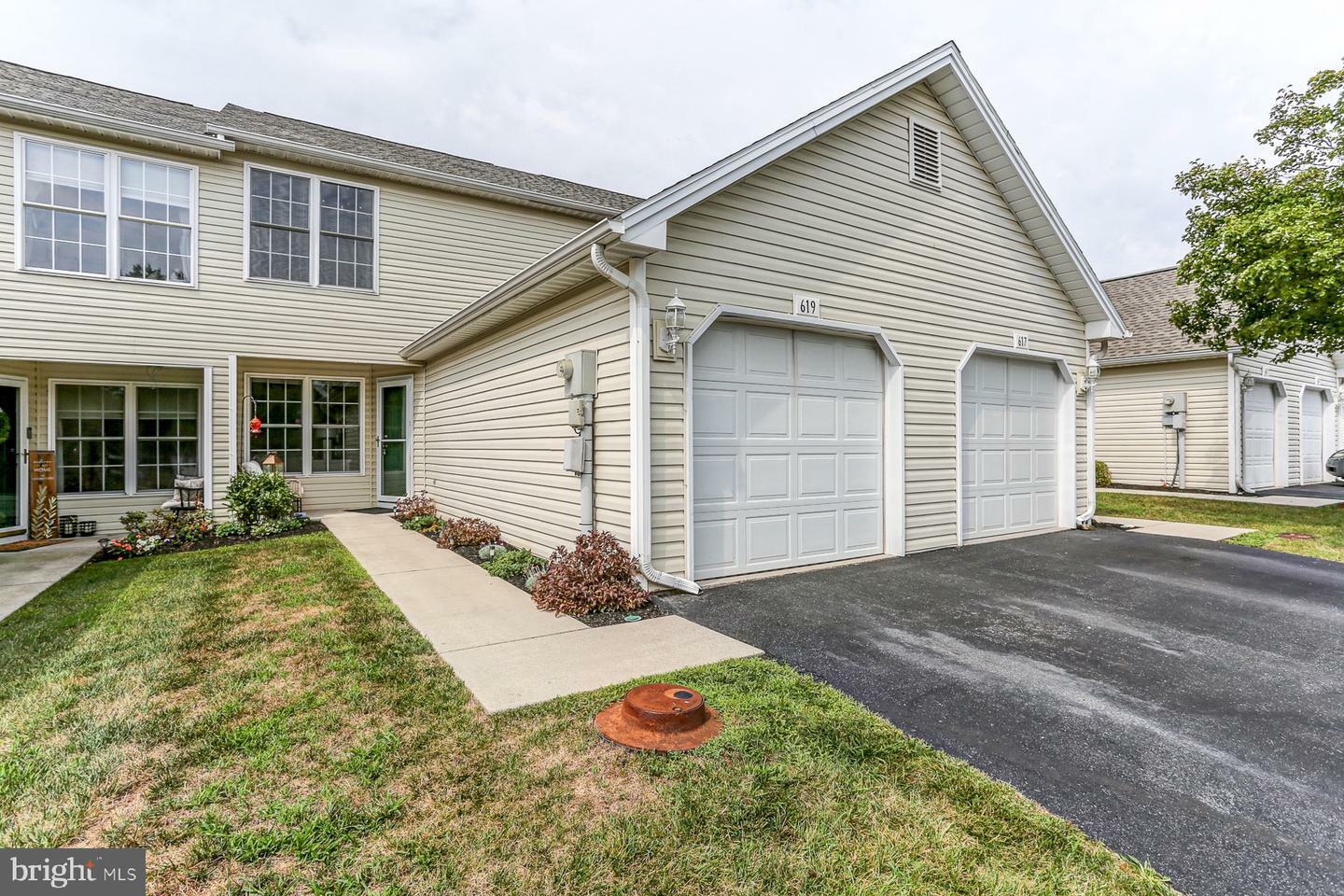 Property Photo:  619 Canvasbach Drive  PA 17319 