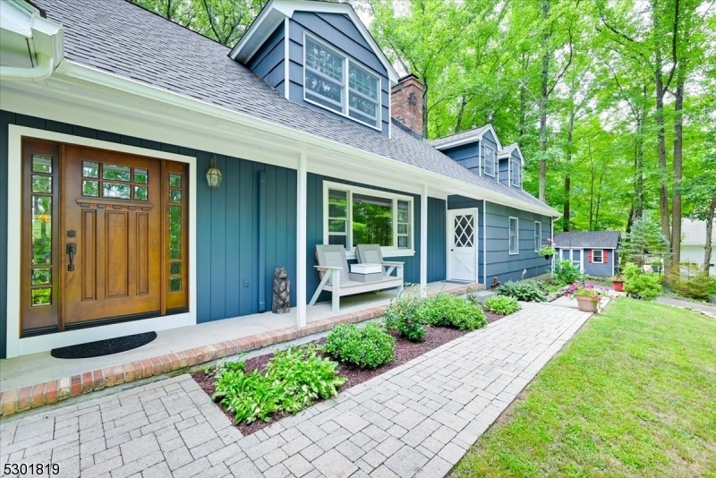 Property Photo:  65 Turtleback Rd  NJ 07853 