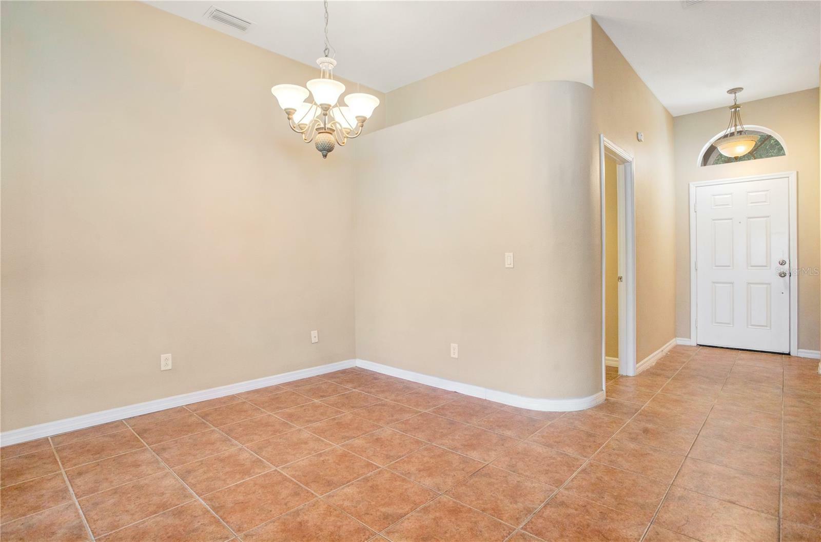 Property Photo:  5128 Lansdowne Way  FL 34221 