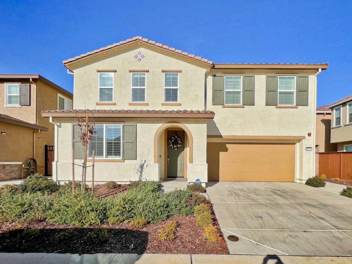 Property Photo:  8843 Prelude Way  CA 95757 