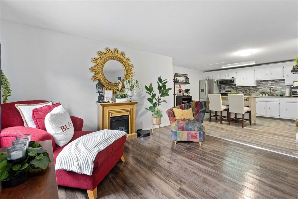 Property Photo: 325 Ashland Ave 12 MA 01550