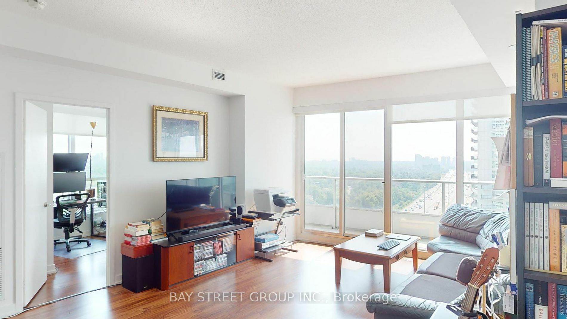 Property Photo:  115 McMahon Dr 2711  ON M2K 0E4 