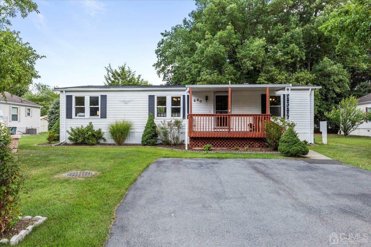 Property Photo:  280 Pine View Way  NJ 08884 