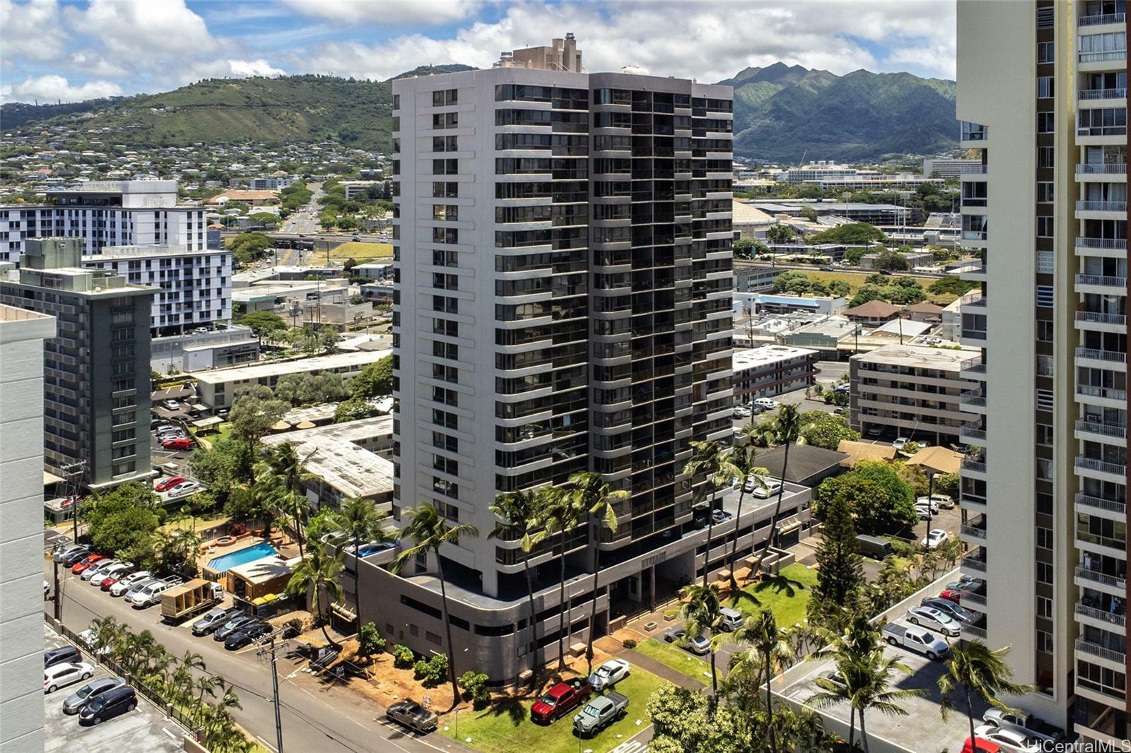 Property Photo:  2724 Kahoaloha Lane 806  HI 96826 