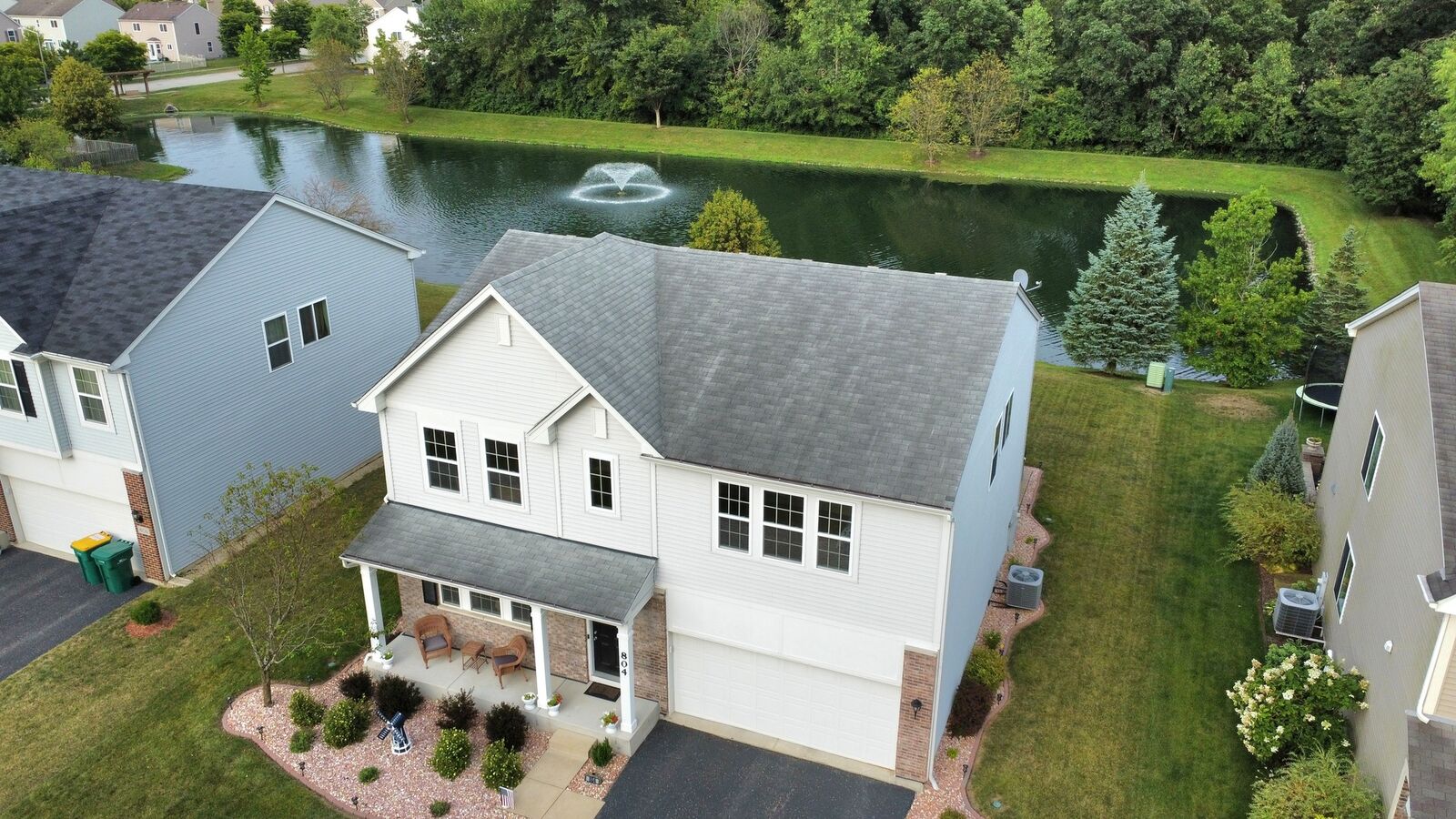 Property Photo:  804 Shortwood Drive  IL 60432 