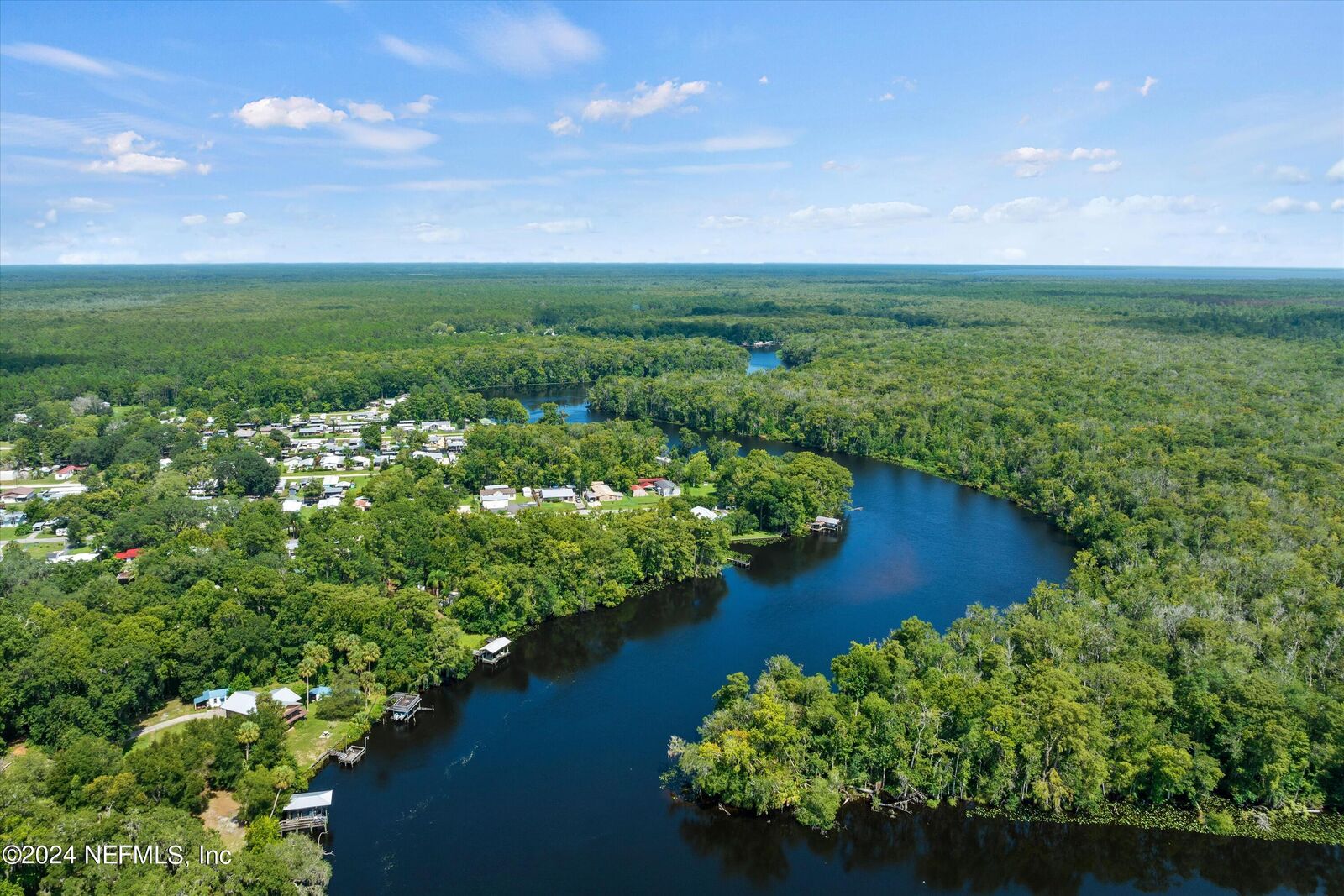 Property Photo: 145 Finnigan Road FL 32189