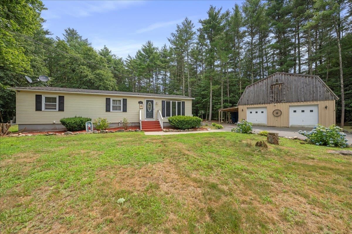 Property Photo:  3 Giordani Lane  NH 03873 
