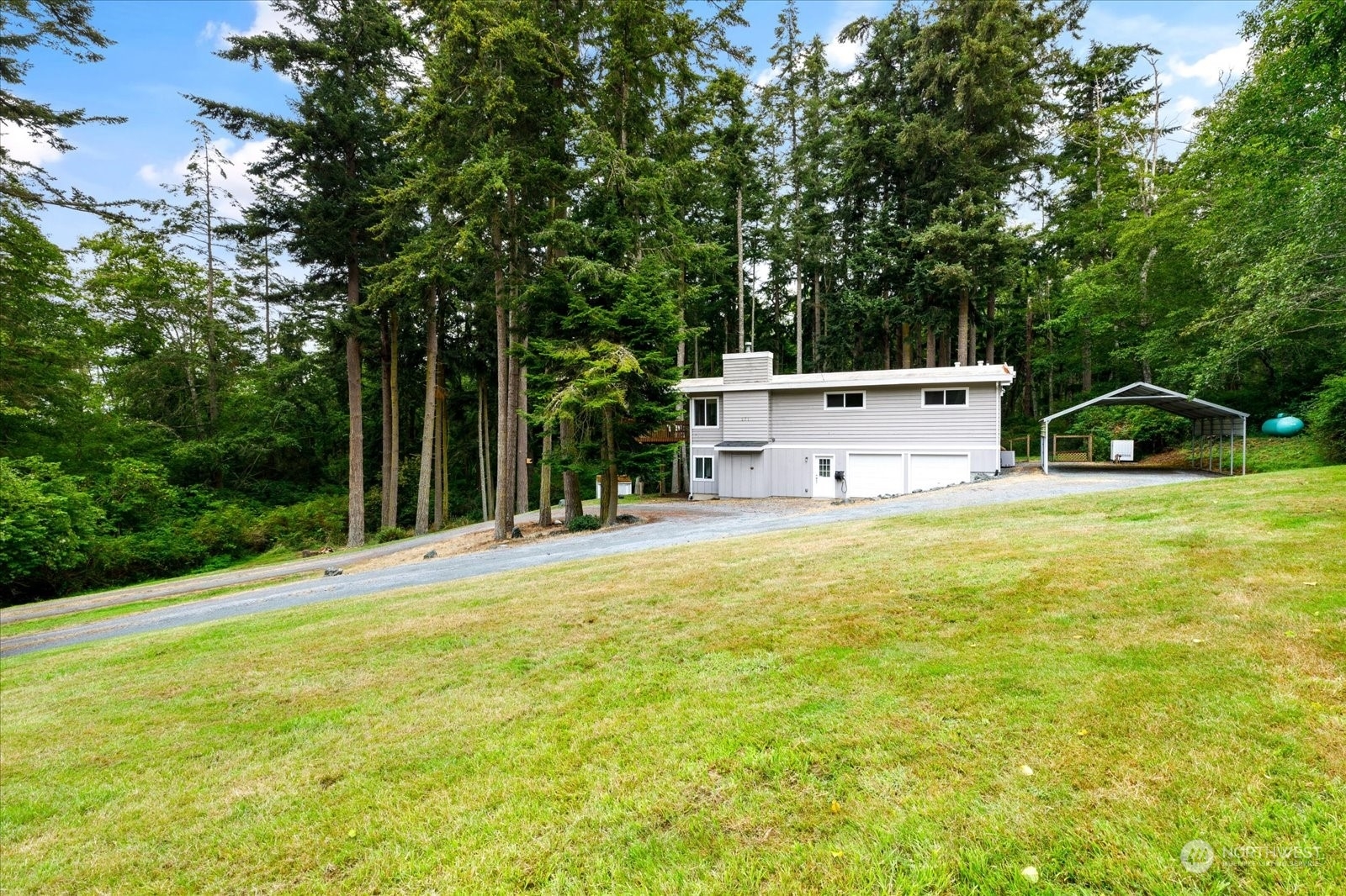 Property Photo:  271 Lagoon Point Road  WA 98253 