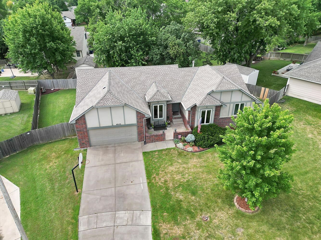 Property Photo:  4642 Farmstead Court  KS 67220-1617 