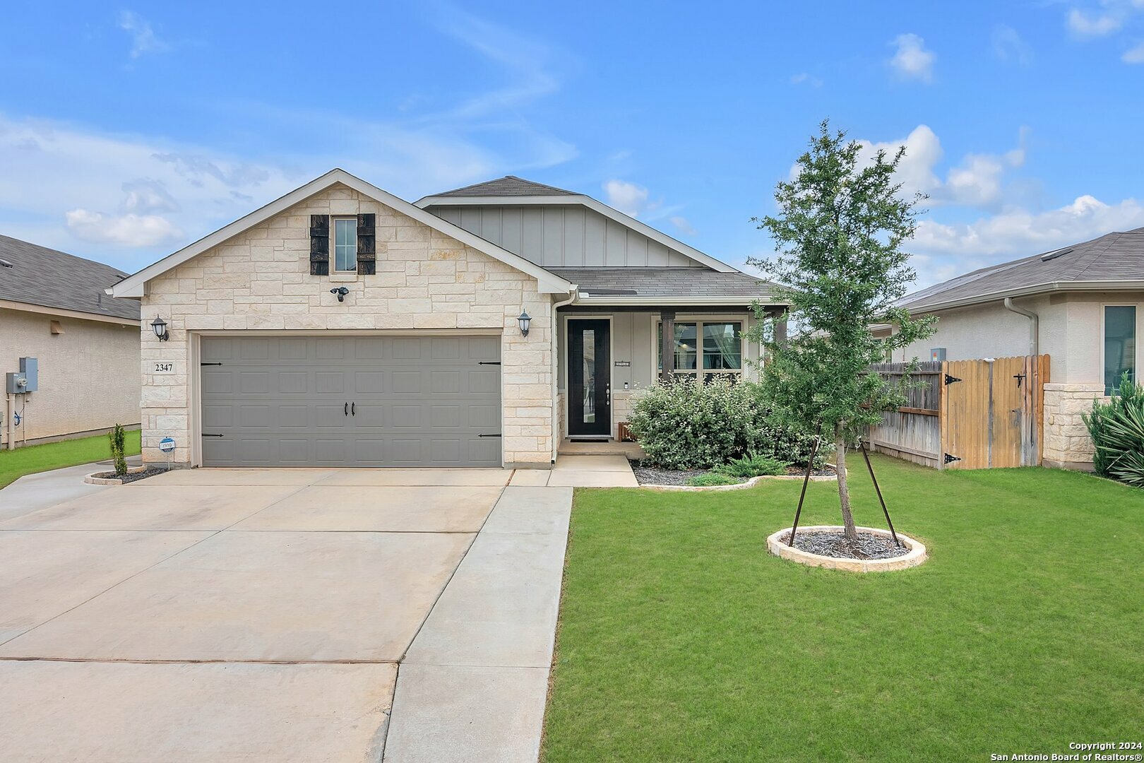 Property Photo:  2347 Greystone Landing  TX 78259 