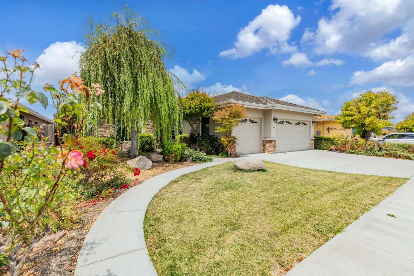 Property Photo:  1017 Greenwood Place  CA 93901 