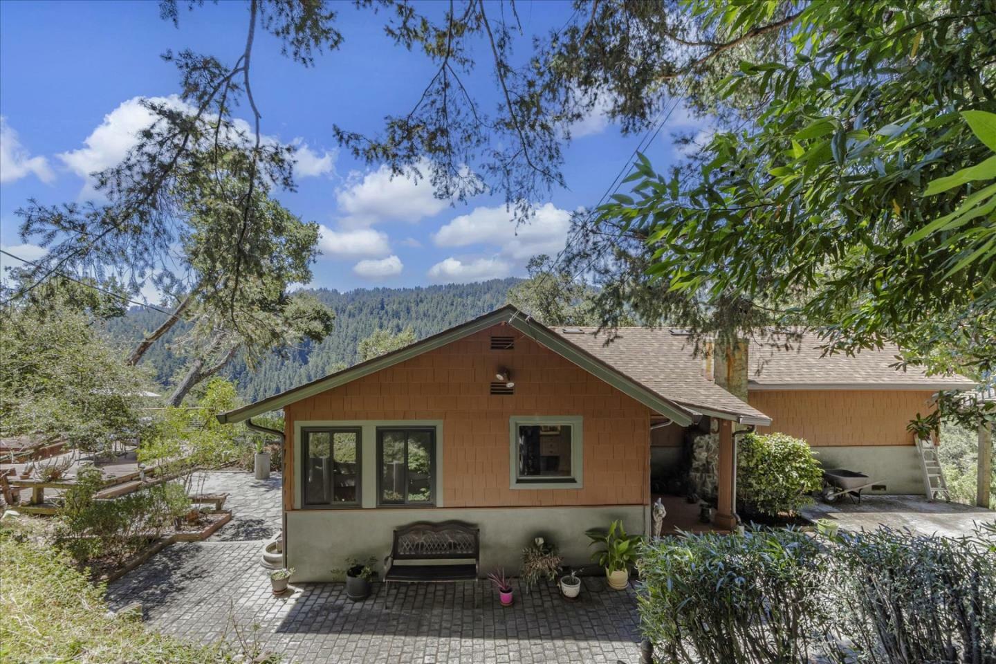 Property Photo:  20979 Panorama Drive  CA 95033 