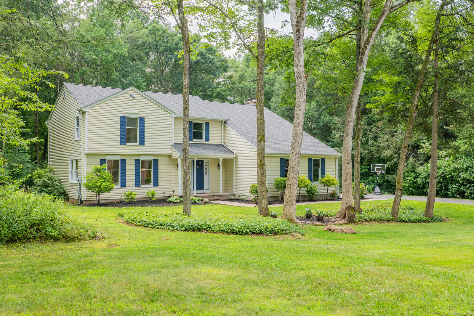 Property Photo:  56 Hunting Hills Drive  CT 06489 