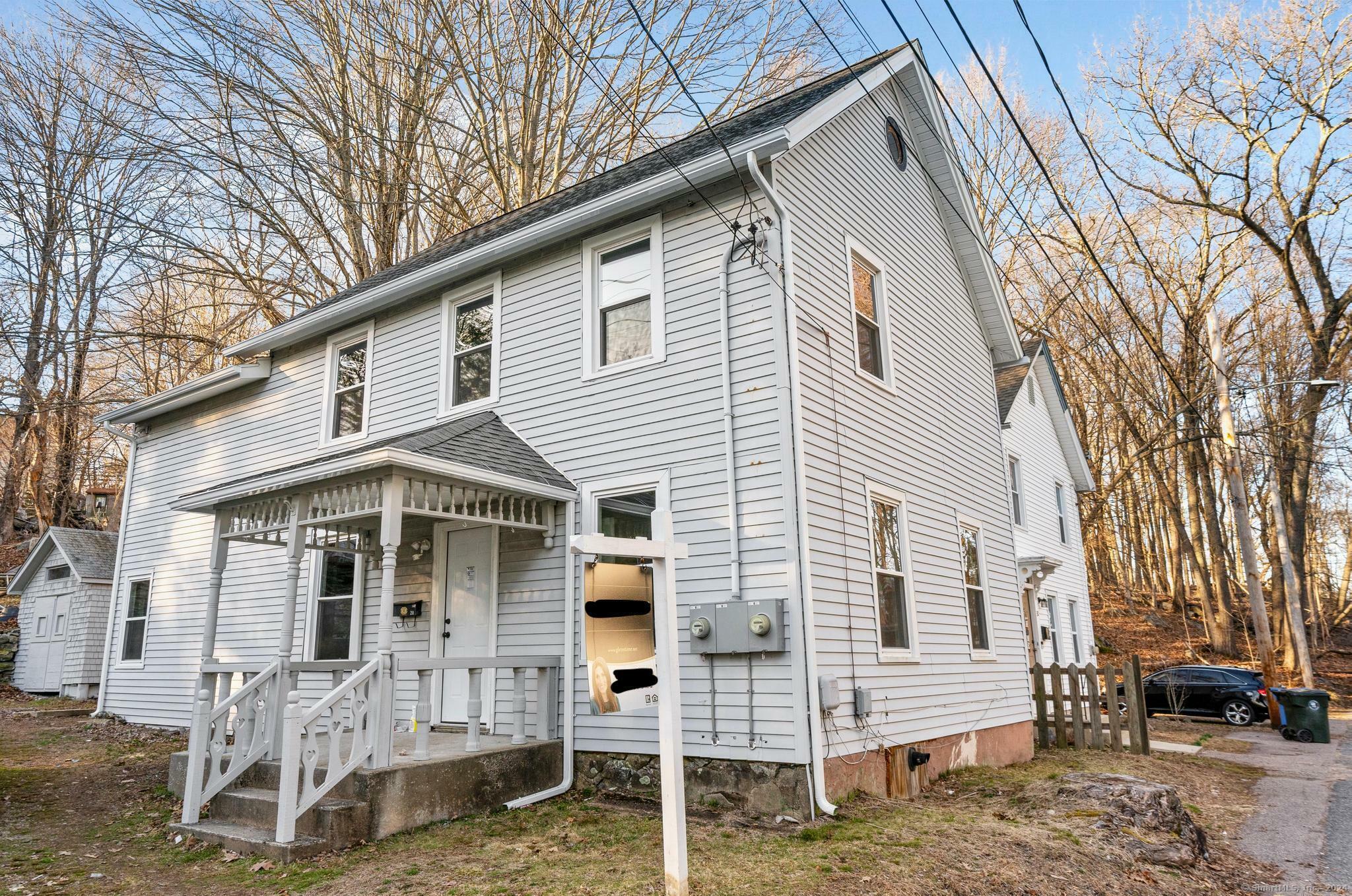 Property Photo:  28 Durfey Street  CT 06360 