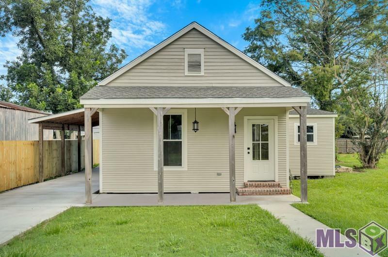 Property Photo: 130 Crocus Ln LA 70051