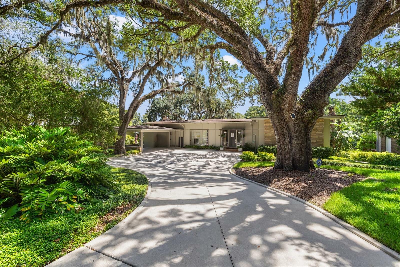 Property Photo:  621 S Riverhills Drive  FL 33617 