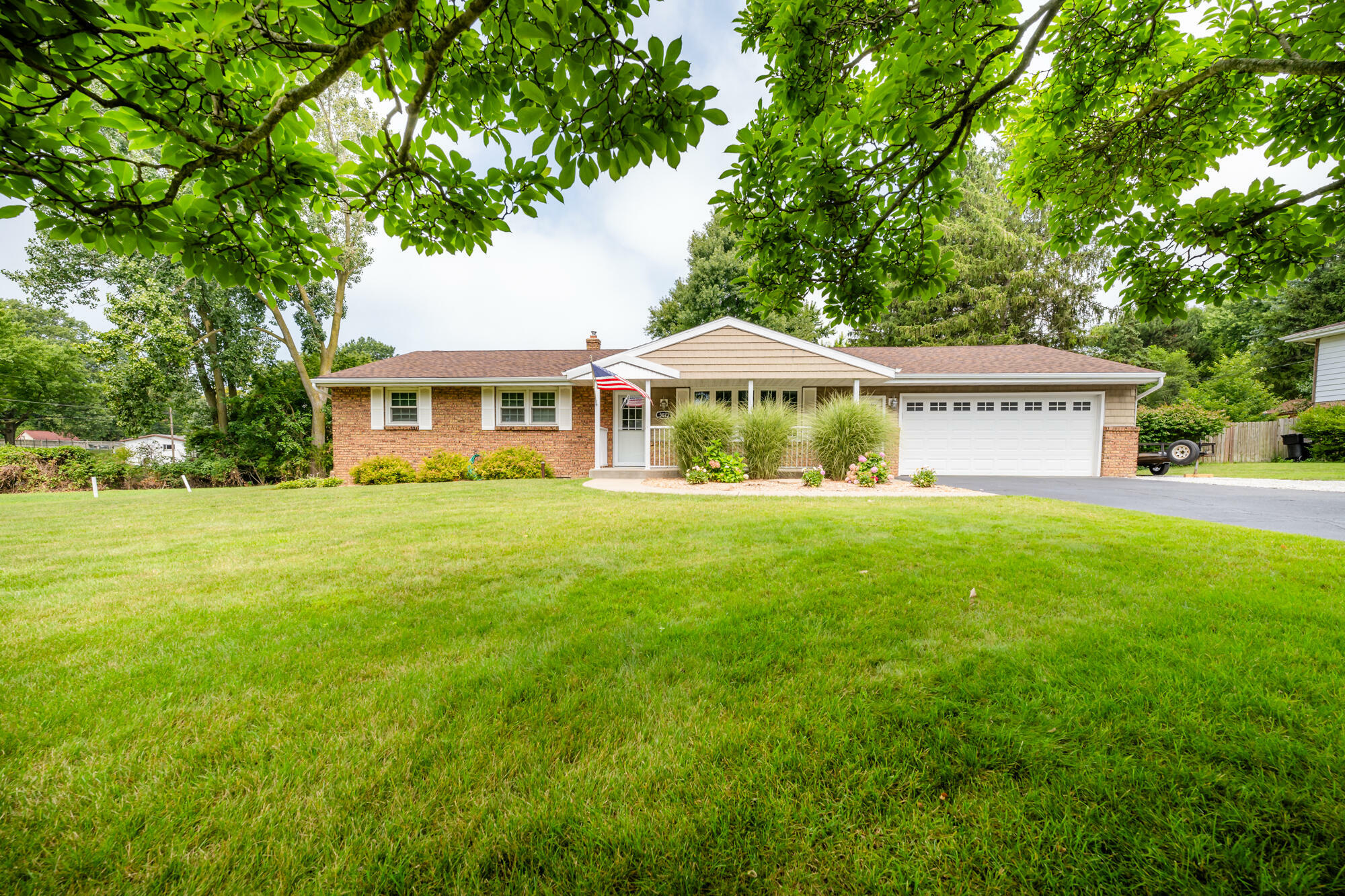 Property Photo:  3073 Thresa Drive  MI 49127 