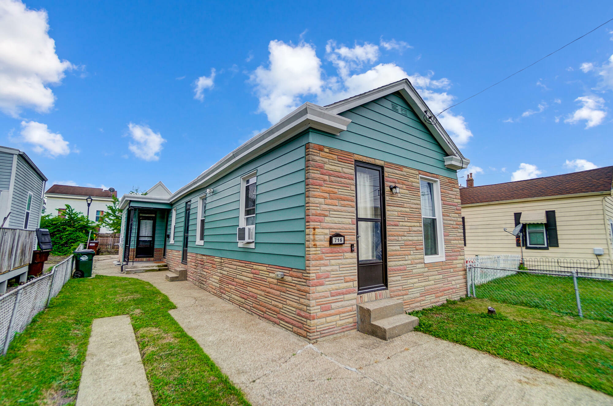 Property Photo:  716 Central Avenue  KY 41071 