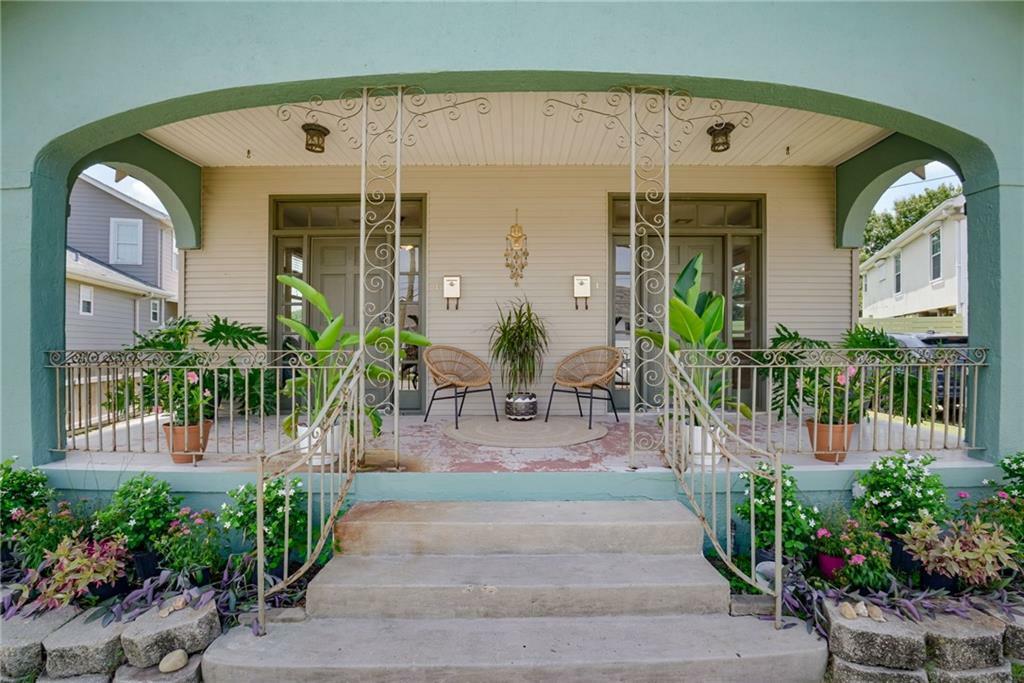 Property Photo:  5376 Hawthorne Place  LA 70124 