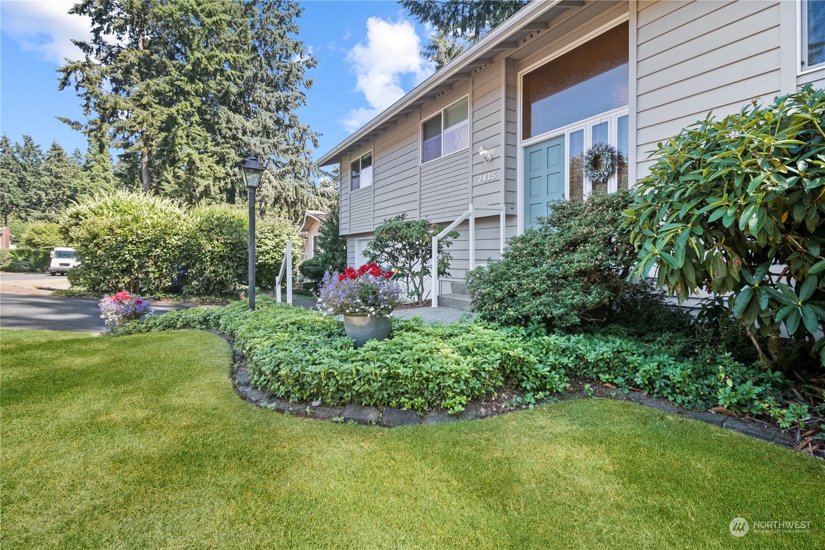 Property Photo:  7415 NE 120th Street  WA 98034 