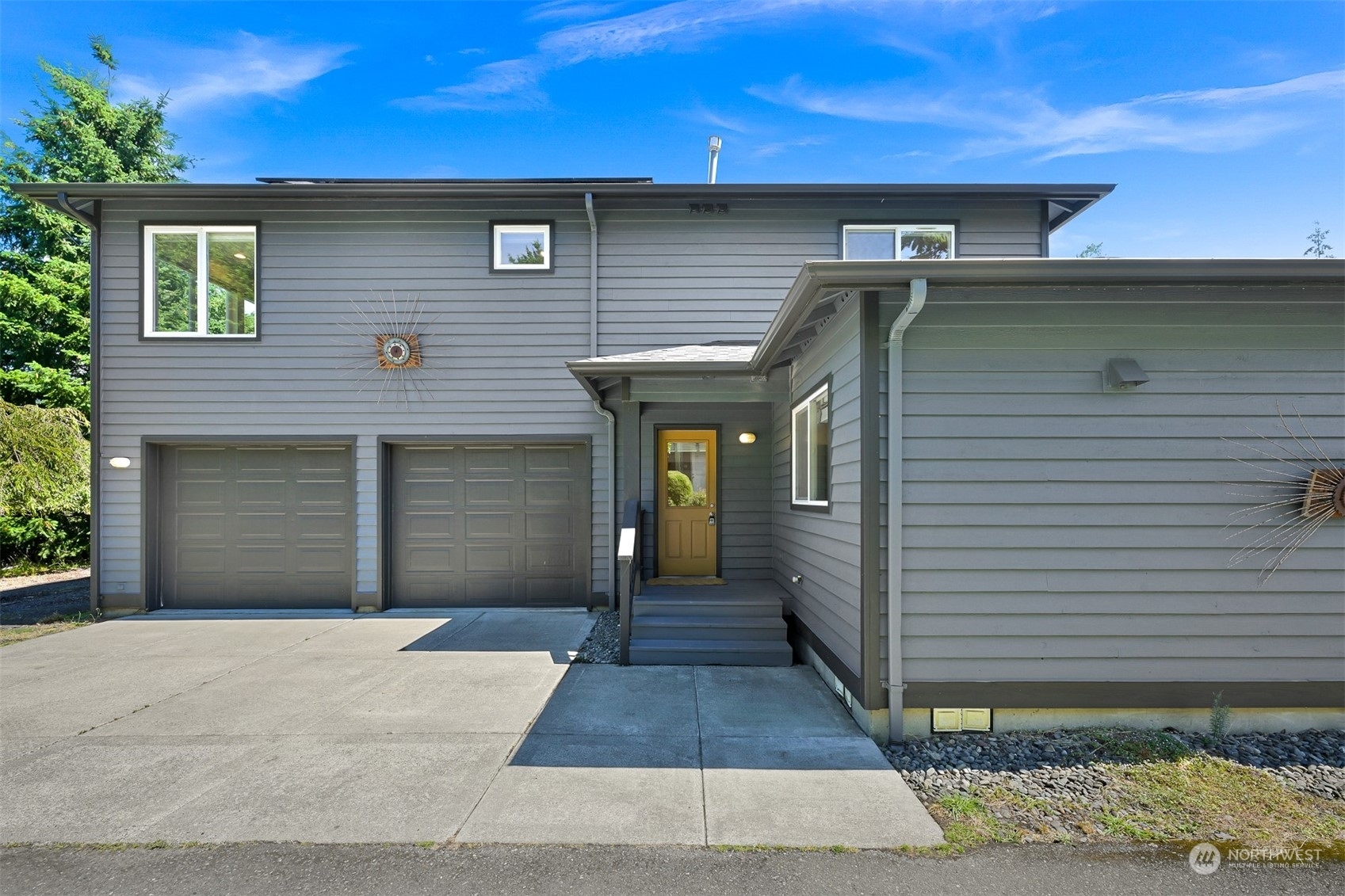 Property Photo:  419 Wilson Avenue  WA 98225 