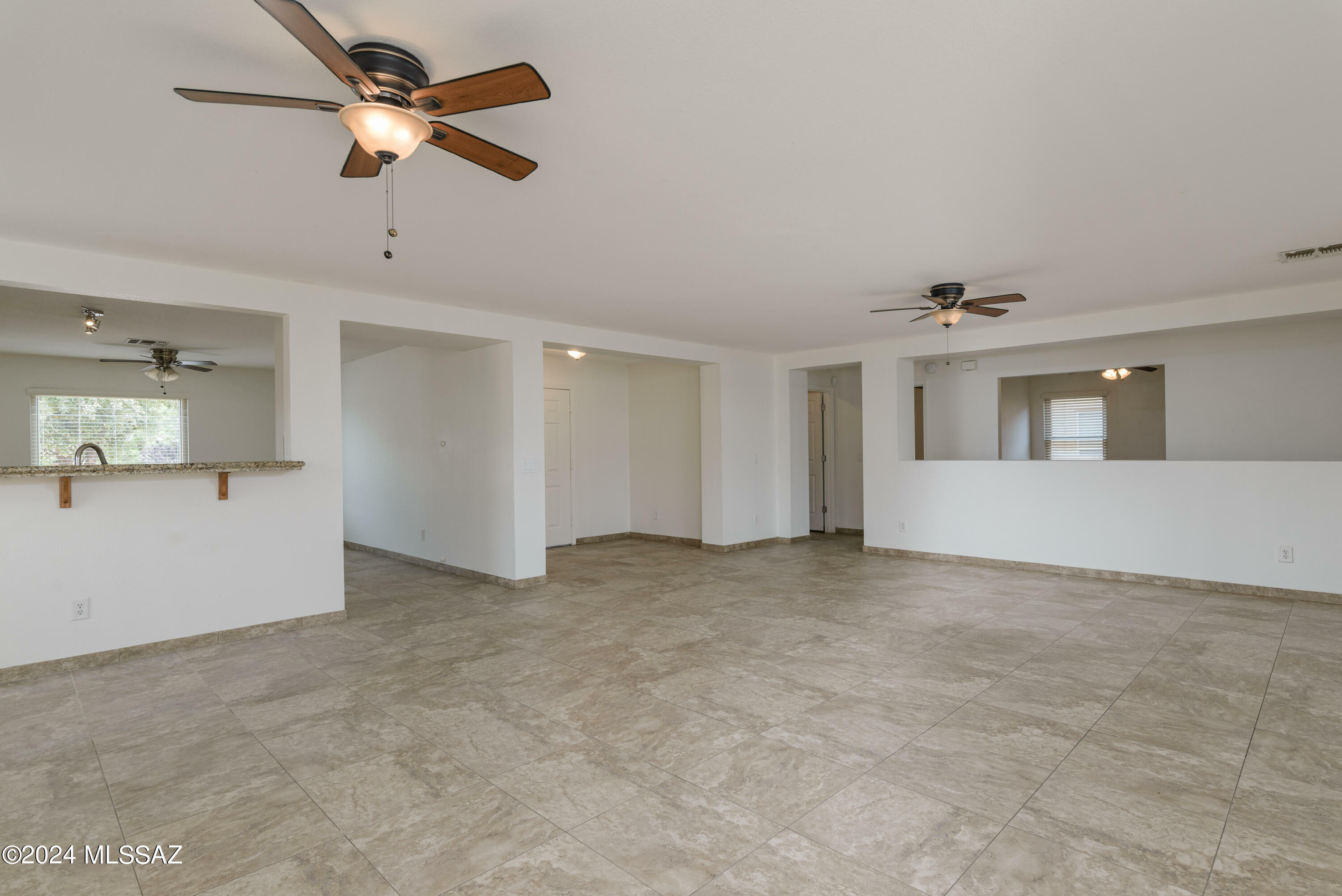 Property Photo:  14937 N Twin Lakes Drive  AZ 85739 