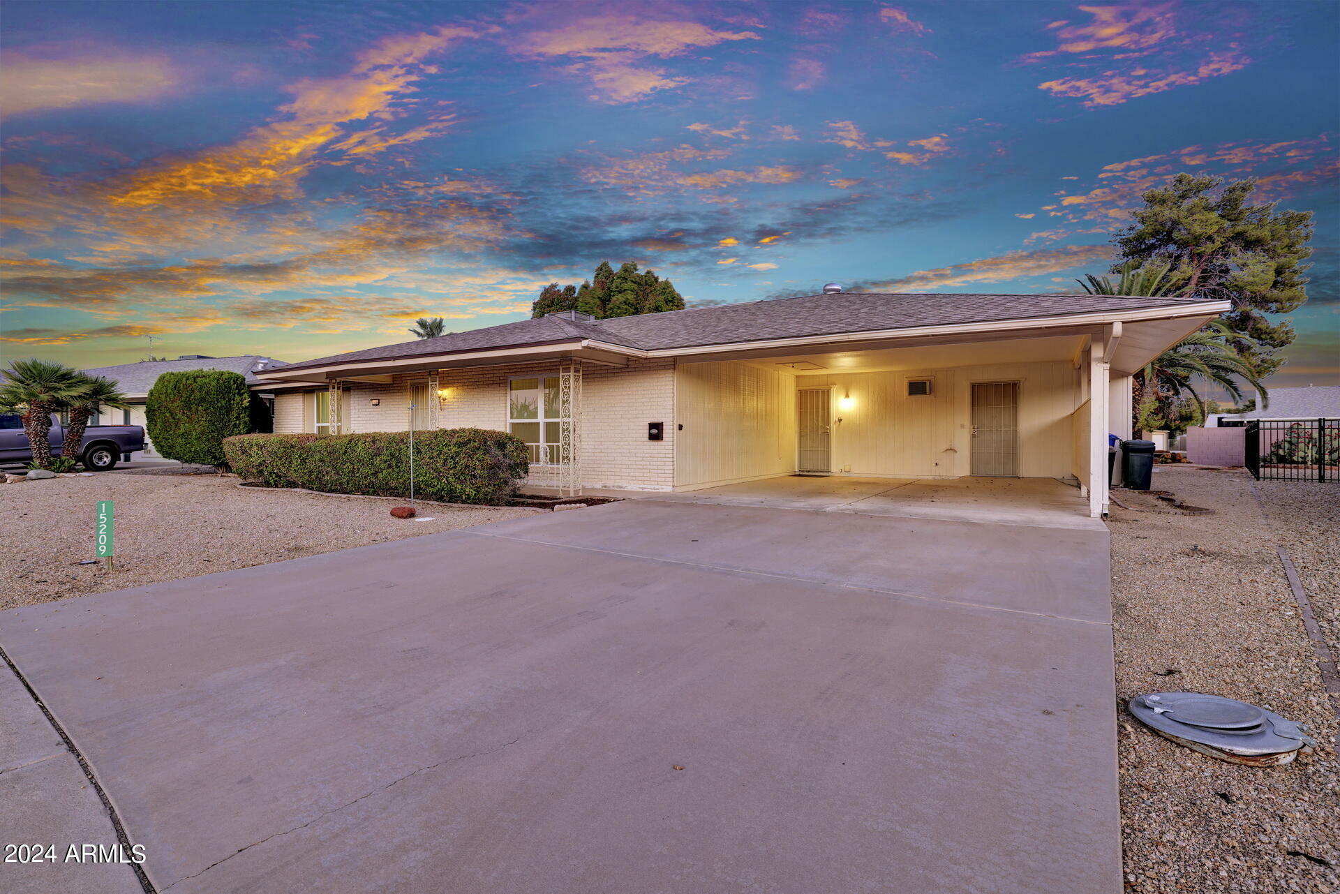 Property Photo: 15209 N Rosewood Drive AZ 85351