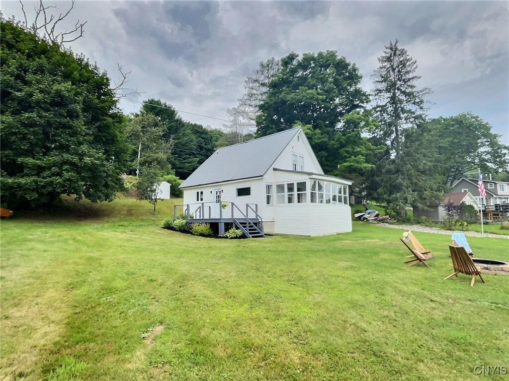 Property Photo:  1224 Lake Como Road  NY 13045 