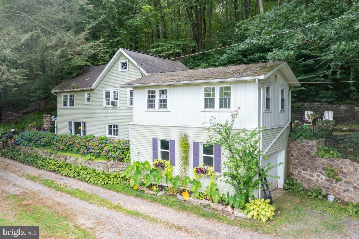 Property Photo:  9 Scholl Lane  PA 19504 