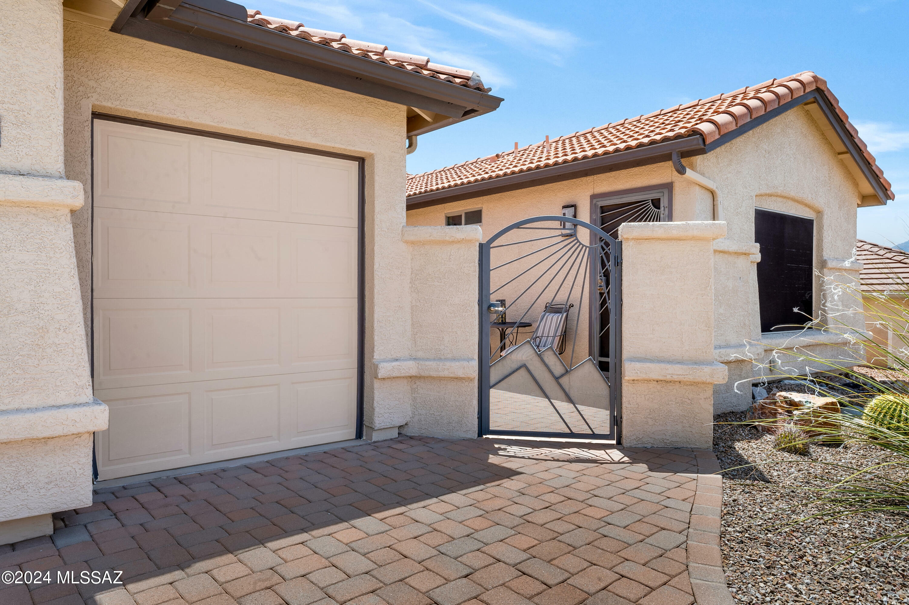 Property Photo:  38995 S Moonwood Drive  AZ 85739 