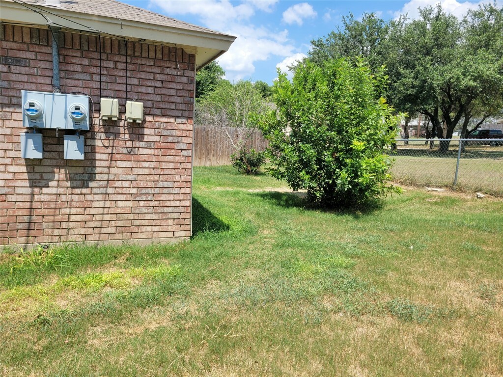 Property Photo:  136 Antelope Circle  TX 76539 