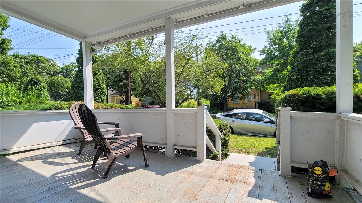 Property Photo:  518 N Aurora Street  NY 14850 