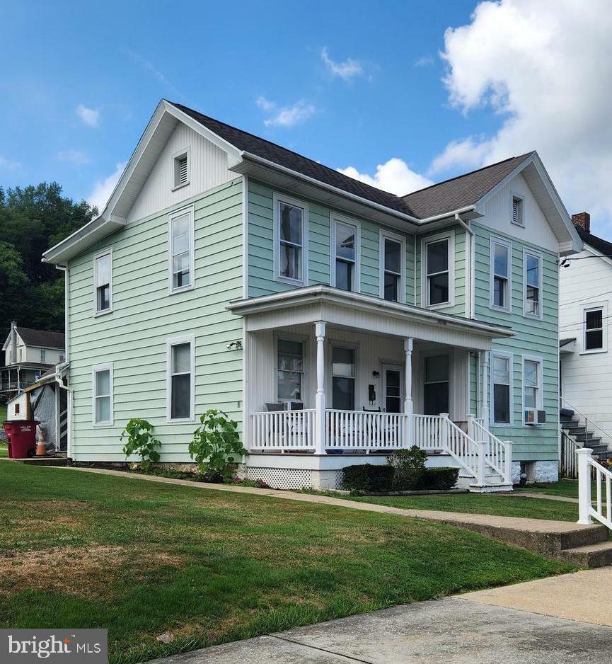 Property Photo:  807 Mifflin Street  PA 16678 