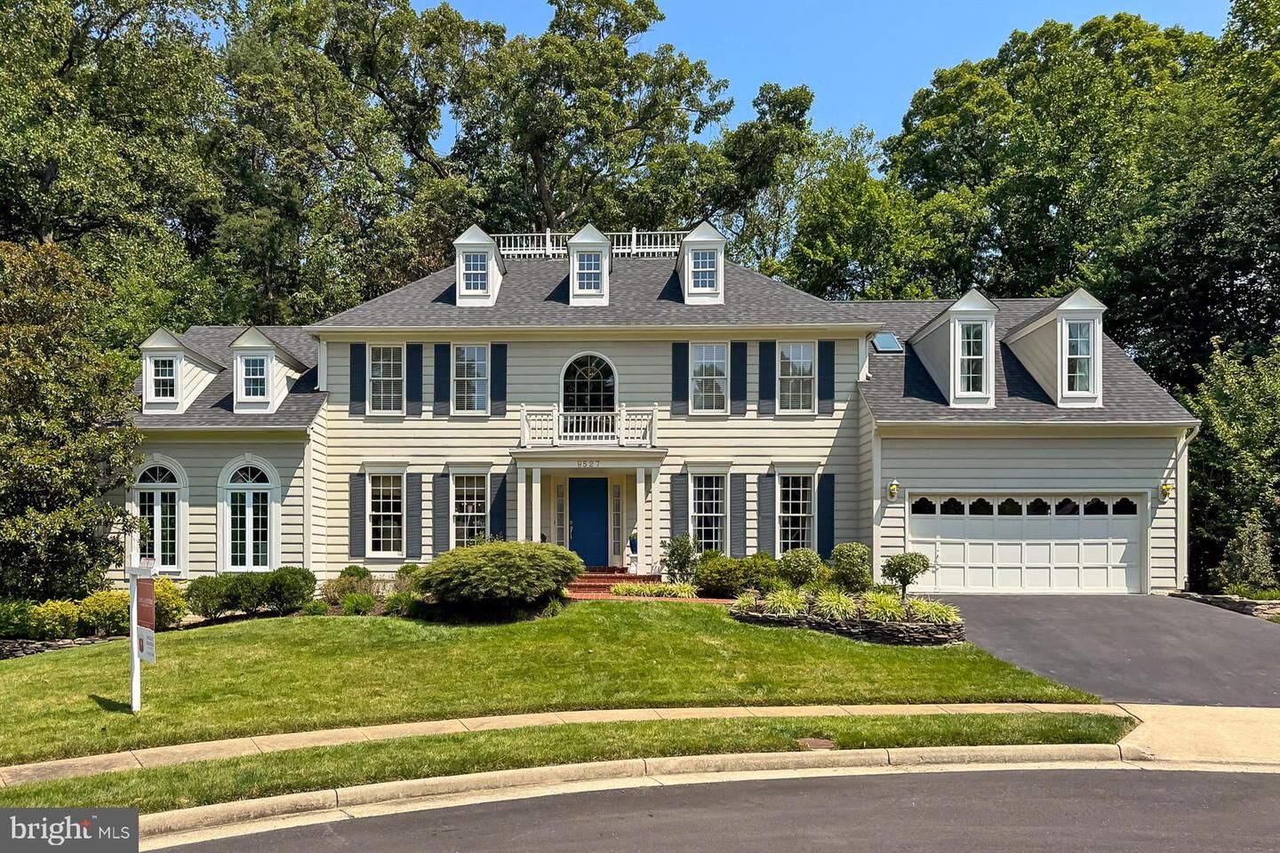 Property Photo:  8527 Oak Pointe Way  VA 22039 