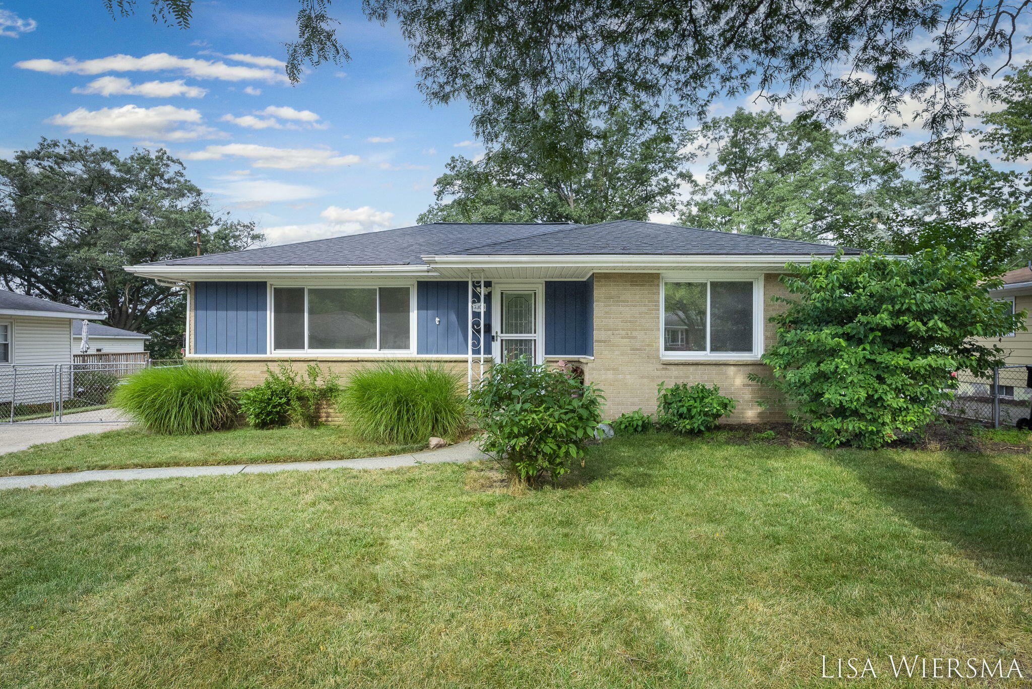 Property Photo:  3303 Boone Avenue SW  MI 49519 