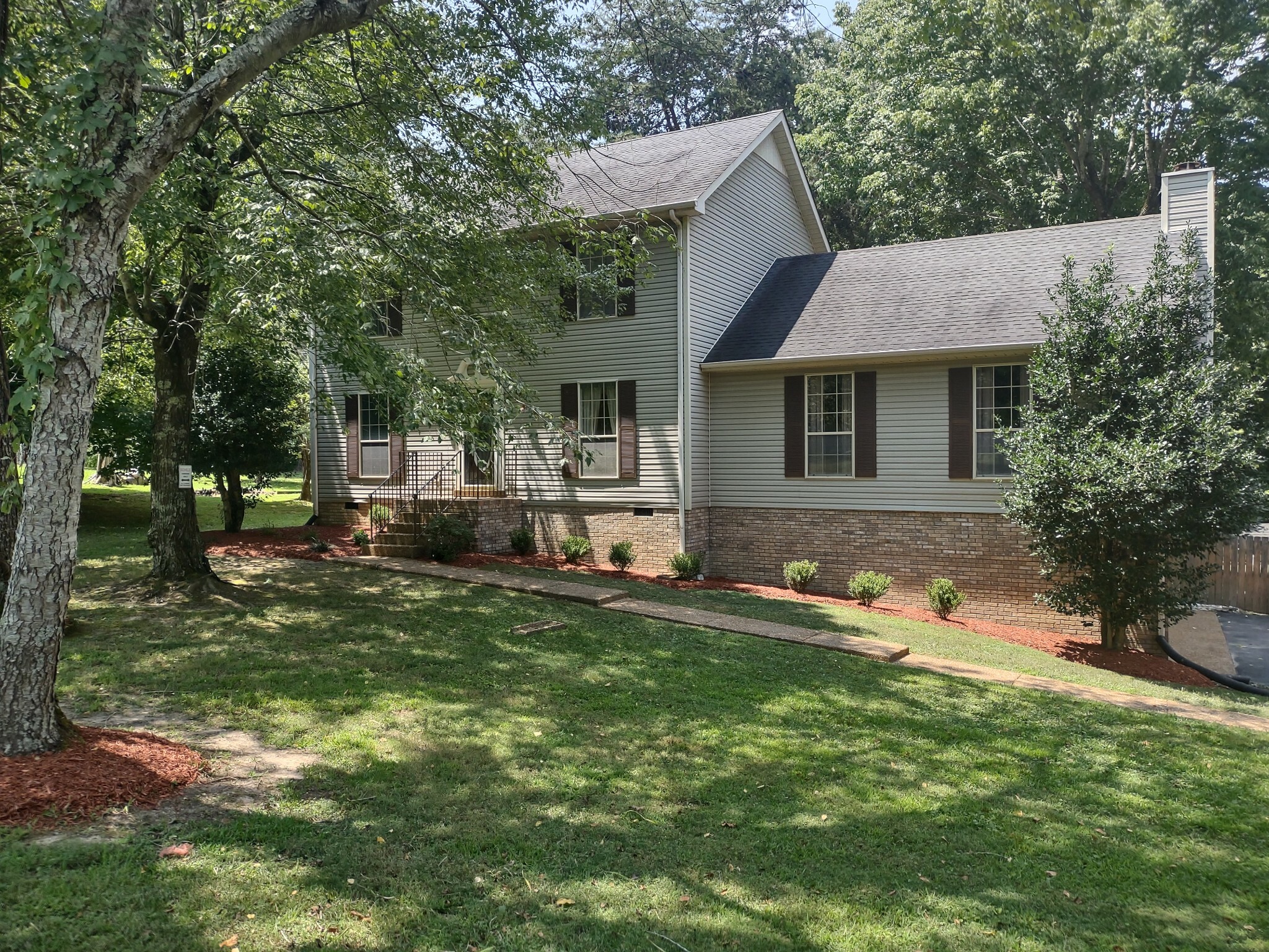 Property Photo:  1142 Forest Crossing  TN 37080 