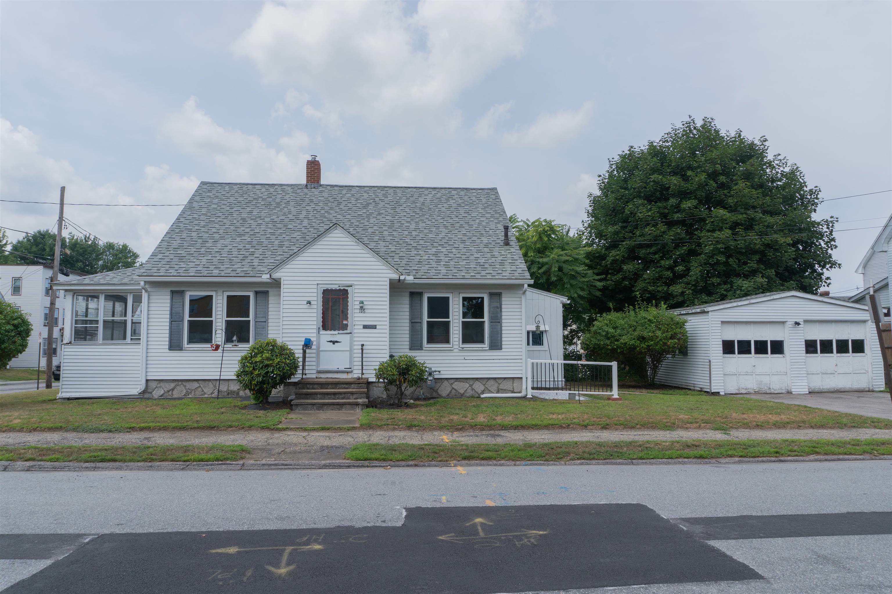 Property Photo:  116 Hall Street  NH 03103 