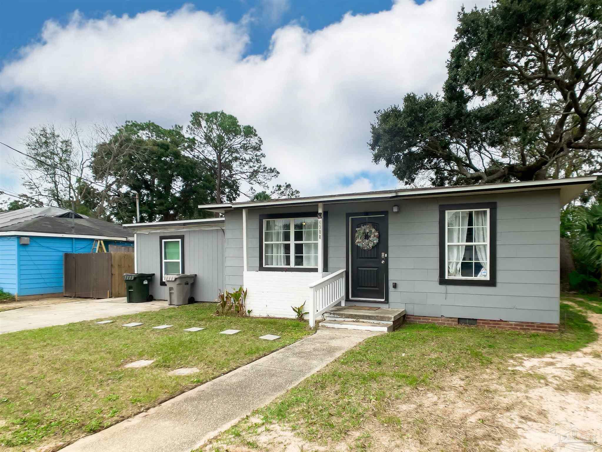 Property Photo:  4908 Ravenswood Ave  FL 32506 