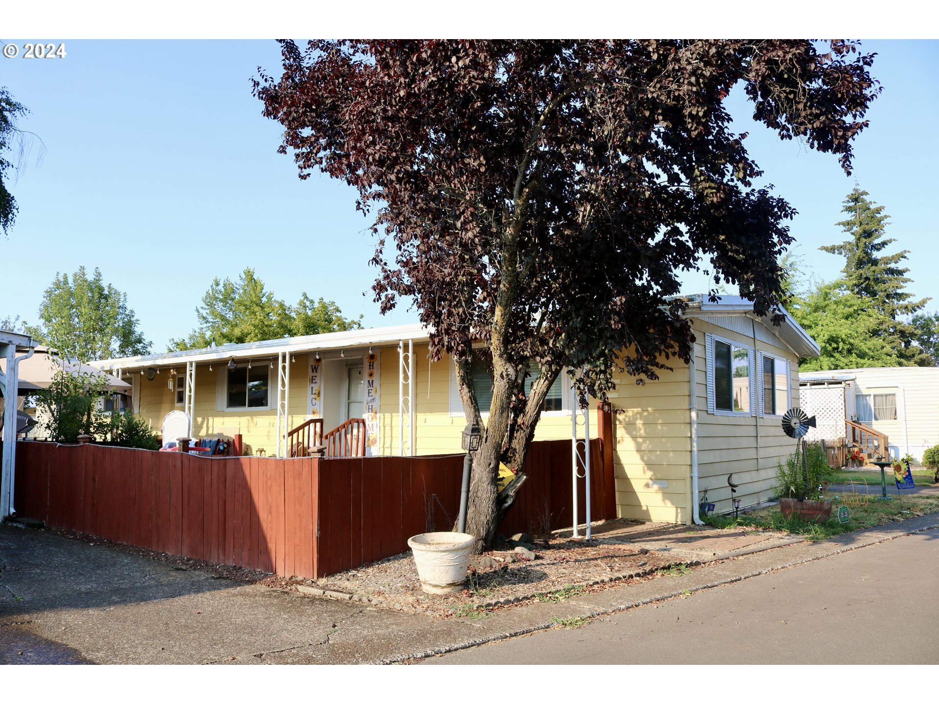 Property Photo:  1415 S Bertelsen Rd 70  OR 97402 