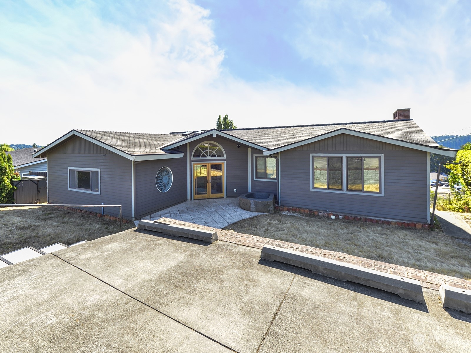 Property Photo:  1320 N Fir Street  WA 98406 